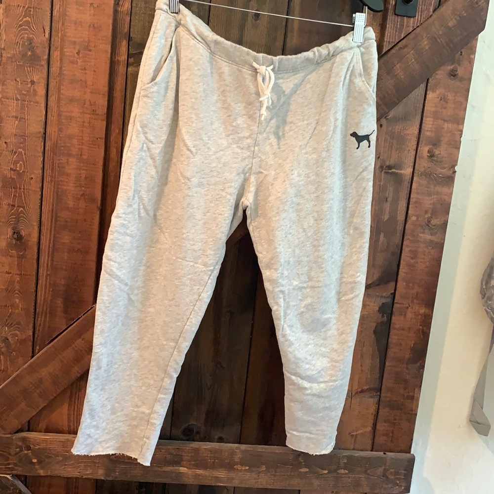 Victoria’s Secret PINK cropped sweats